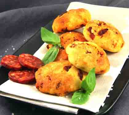 Recette de Cookies salés aux tomates séchées et au chorizo