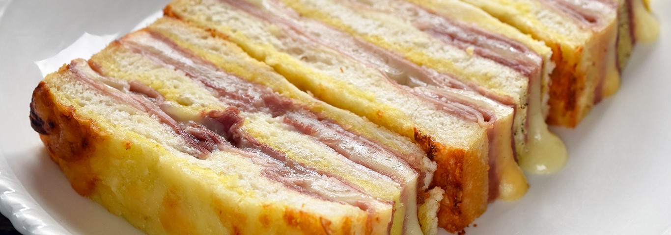 Recette de Cake croque-monsieur à la Tomme de Brebis Lou Pérac