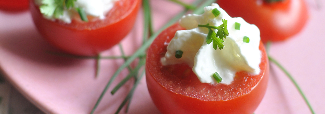 Farcies, cerises, en salade… la tomate se décline pour votre menu