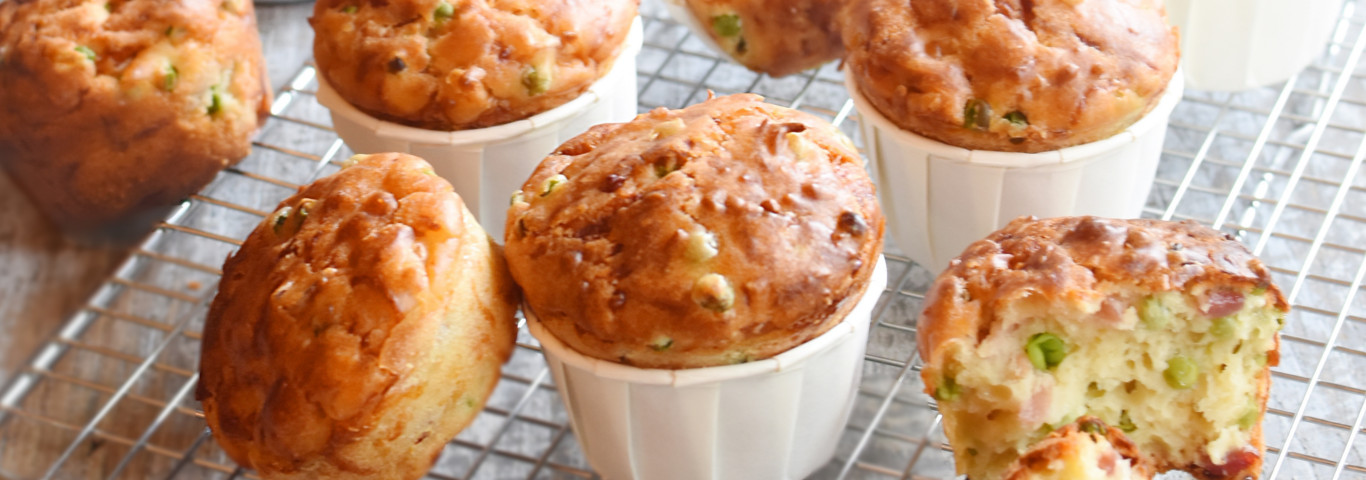 Recette de Muffins au fromage, petits pois et lardons