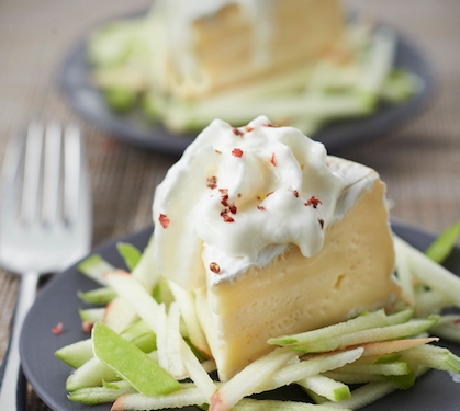 Recette de Camembert et chantilly, allumettes de pomme