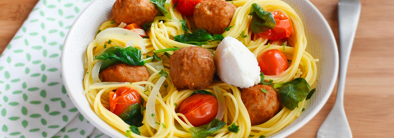 Recette de One Pot Pasta aux boulettes d'agneau et Ricotta