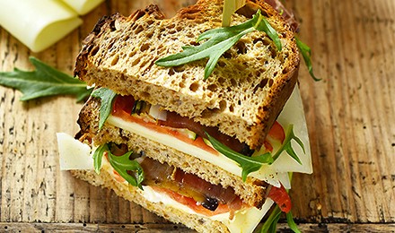 Recette de Club Sandwich aux tranches de brebis Lou Pérac et jambon de pays