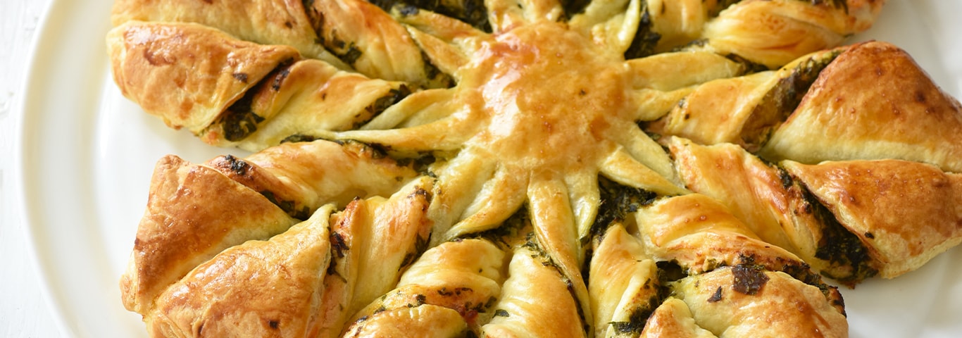 Recette de Étoile feuilletée au Frais de brebis Lou Pérac, épinards et saumon