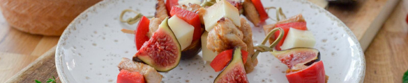 Recette de Brochettes de poulet aux figues et au P'tit Basque d'Istara