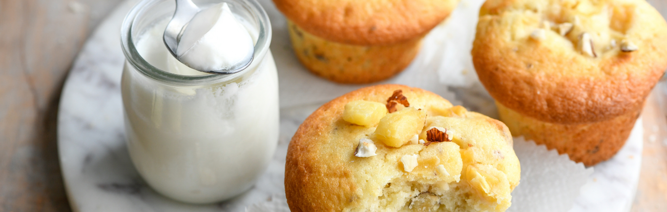 Recette de Muffins au Yaourt à la Vanille, aux Pommes Confites & Noisettes 