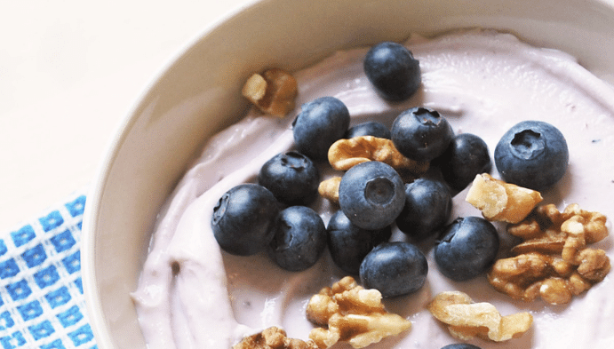 Recette de Parfait aux myrtilles et aux noix