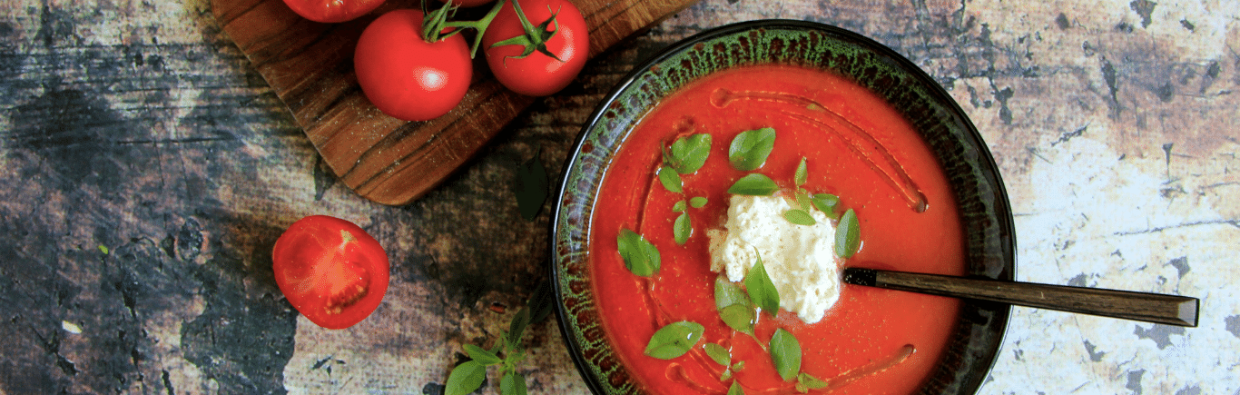 Recette de Petit gaspacho, nuage de mozzarella à la crème Président