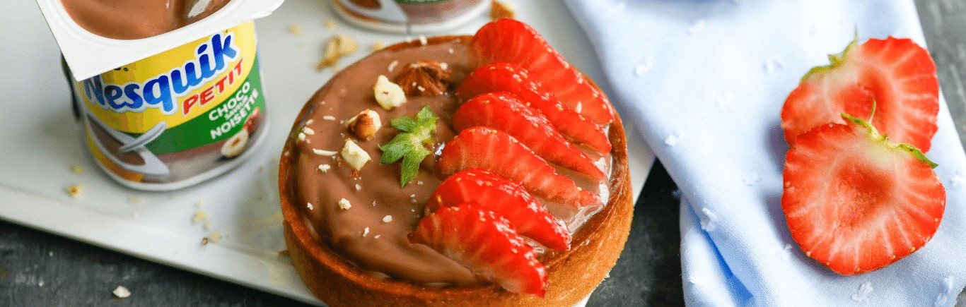 Recette de Tartelette choco-noisettes aux fraises