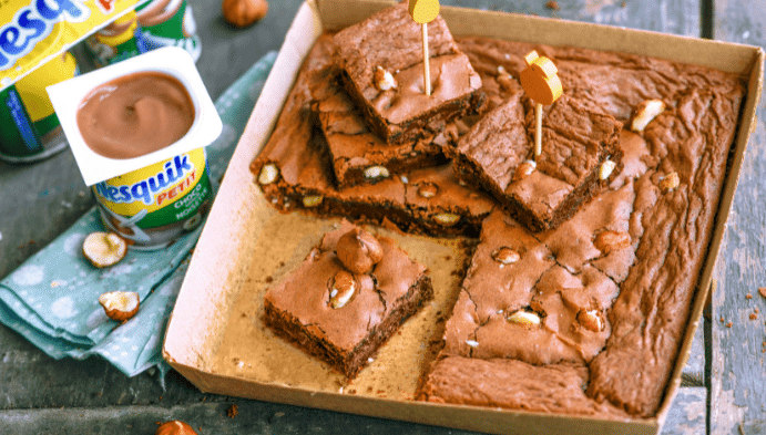 Recette de Brownie fondant au Nesquik & Noisettes entières