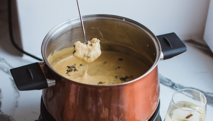 Recette de Fondue aux 3 Fromages Président et sa farandole de légumes