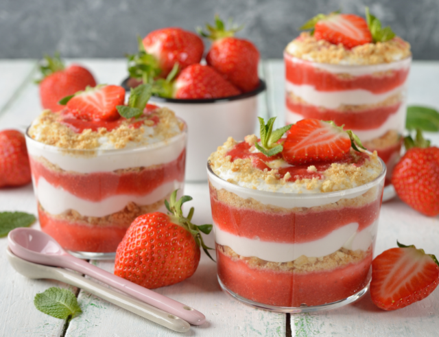 Recette de Tiramisu fraises et menthe fraîche