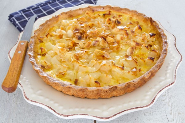 Recette de Tarte poires amandes chocolat Bridélice 