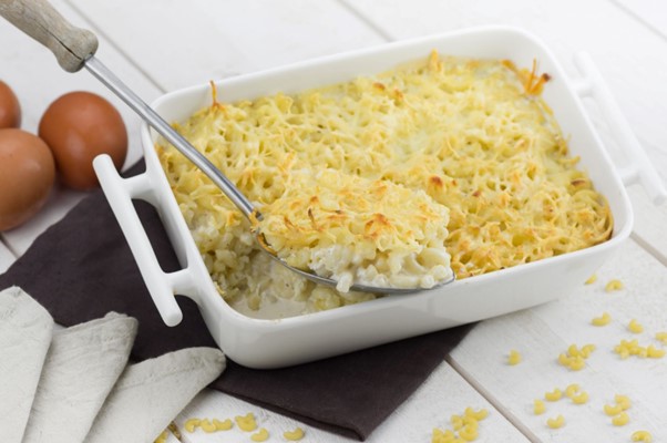 Recette de Recette de gratin de pâtes à la sauce béchamel