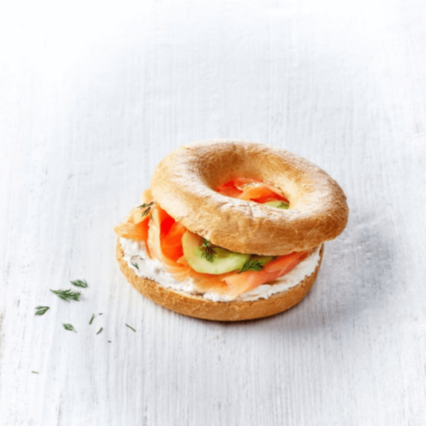 Recette de Bagel au Labné, saumon et concombre