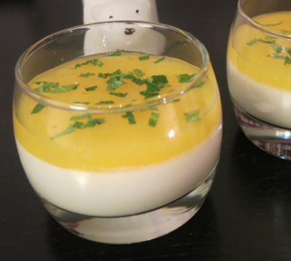 Recette de Panna cotta aux fruits exotiques