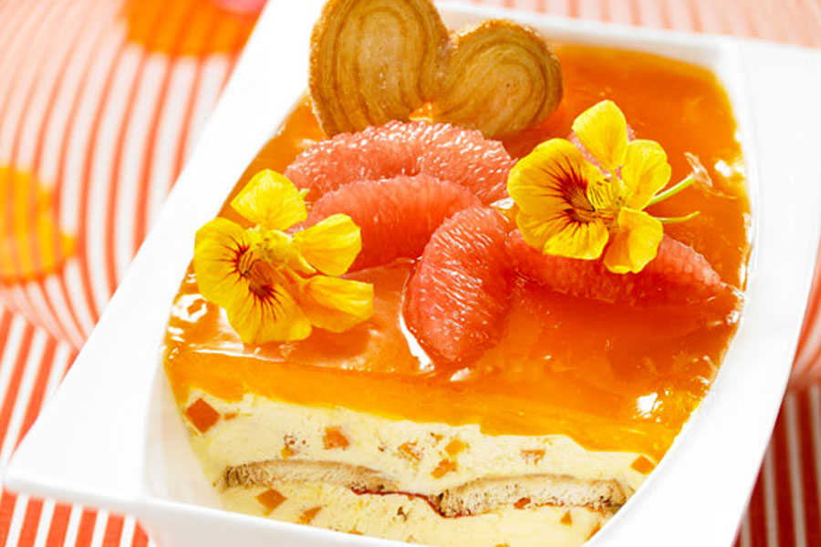 Recette de Tiramisu glacé capucine mangue et pamplemousse rose