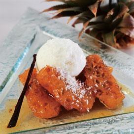 Recette de Ananas rôti à la vanille, glace noix de coco