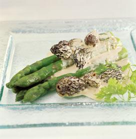 Recette de Asperges aux morilles