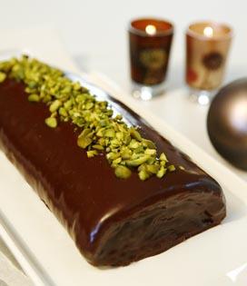 Recette de Bûche au chocolat et éclats de pistache