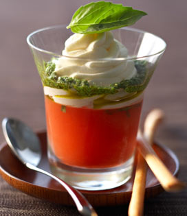 Recette de Caprese en Verre et Mousse de Mozzarella