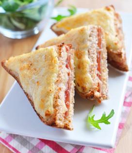 Recette de Croque monsieur doré aux 3 fromages