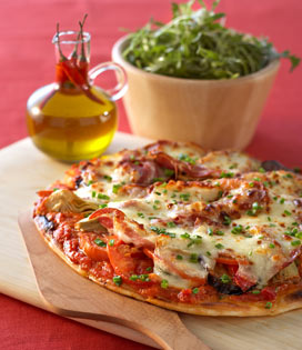 Recette de Pizza à la pancetta et légumes confits à la mozzarella