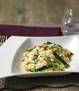 Recette de Risotto aux courgettes et pignons grillés