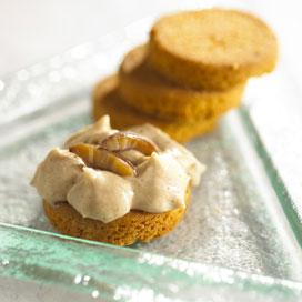 Recette de Sablés, mousse de châtaignes, crème à la verveine du Velay