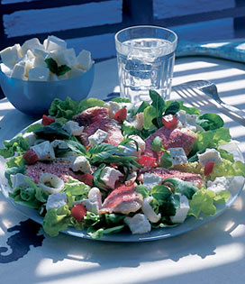 Recette de Salade des calanques au fromage de brebis Salakis