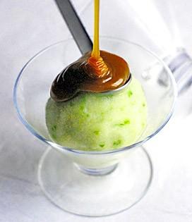 Recette de Sorbet de pomme verte au caramel au beurre salé 