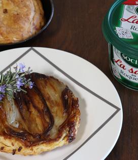 Recette de Tatin d'endives, sauce au roquefort Société