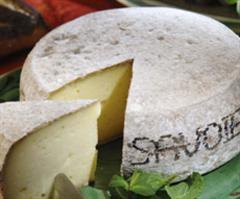 Tomme de Savoie IGP au lait partiellement écrémé pochat et fils Tomme de Savoie IGP au lait partiellement écrémé pochat et fils