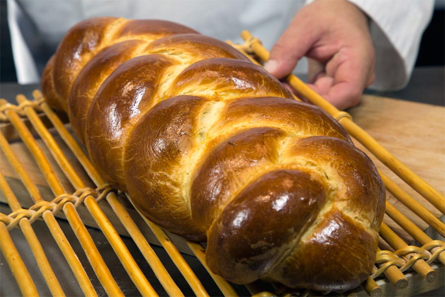 Brioche vendéenne