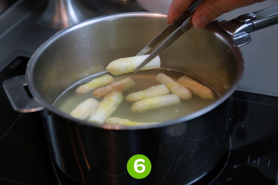 Recette de Clafoutis d'asperges blanches