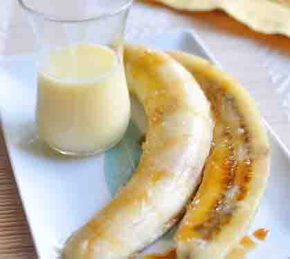 Recette de Bananes caramélisées, crème au lait de coco