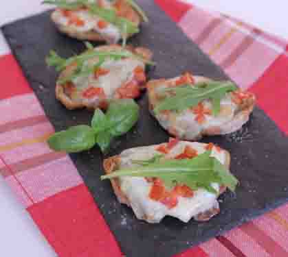 Recette de Bruschetta Tomates Mozzarella