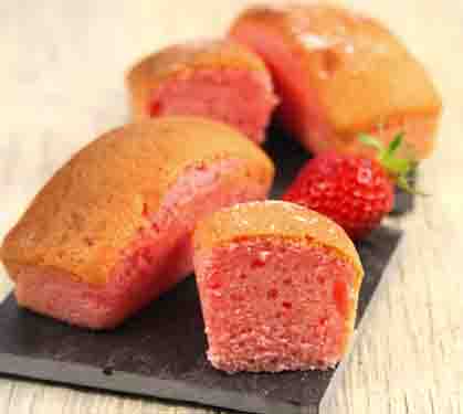 Recette de Cakes aux yaourts Sveltesse saveur Fraise des Bois