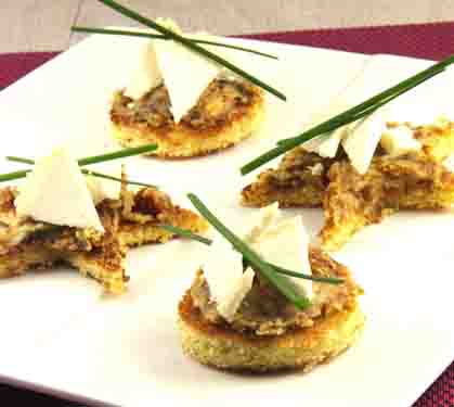 Recette de Canapés briochés au beurre de figue et copeaux de chèvre