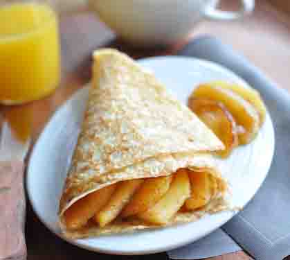 Recette de Crêpes aux pommes fondantes et miel