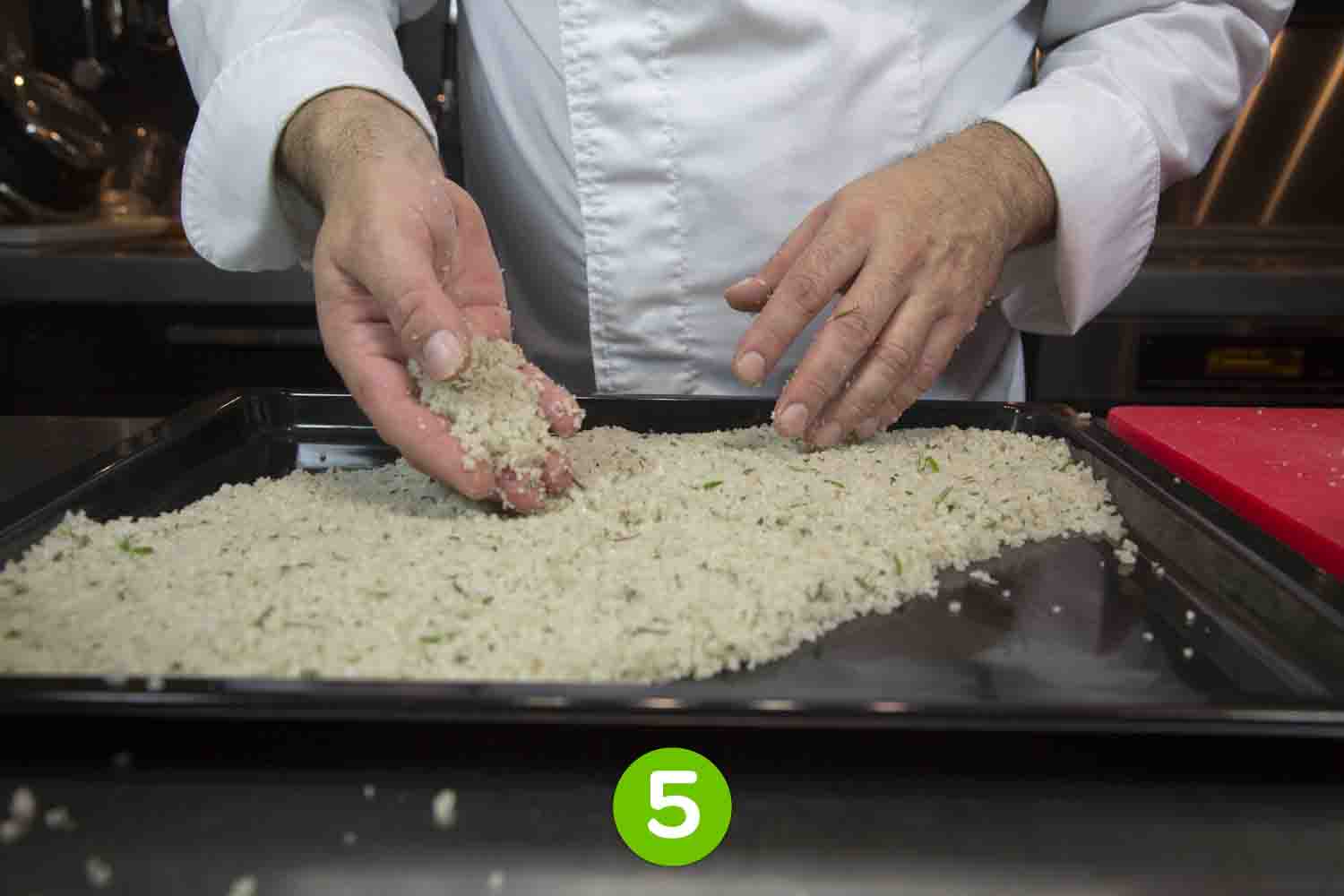 Recette de Dorade en croûte de sel, beurre au citron vert et aux câpres