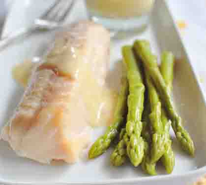 Recette de Filets de cabillaud, asperges vertes et sauce hollandaise