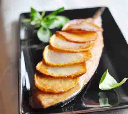 Recette de Filets de maquereaux en écailles de pommes de terre