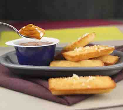 Recette de Financiers aux amandes et Velours de crème La Laitière