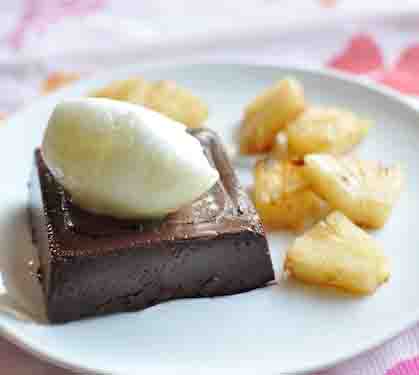 Recette de Fondant tiède au chocolat et ananas