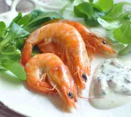 Recette de Gambas rôties, salade de mâche et Rondelé