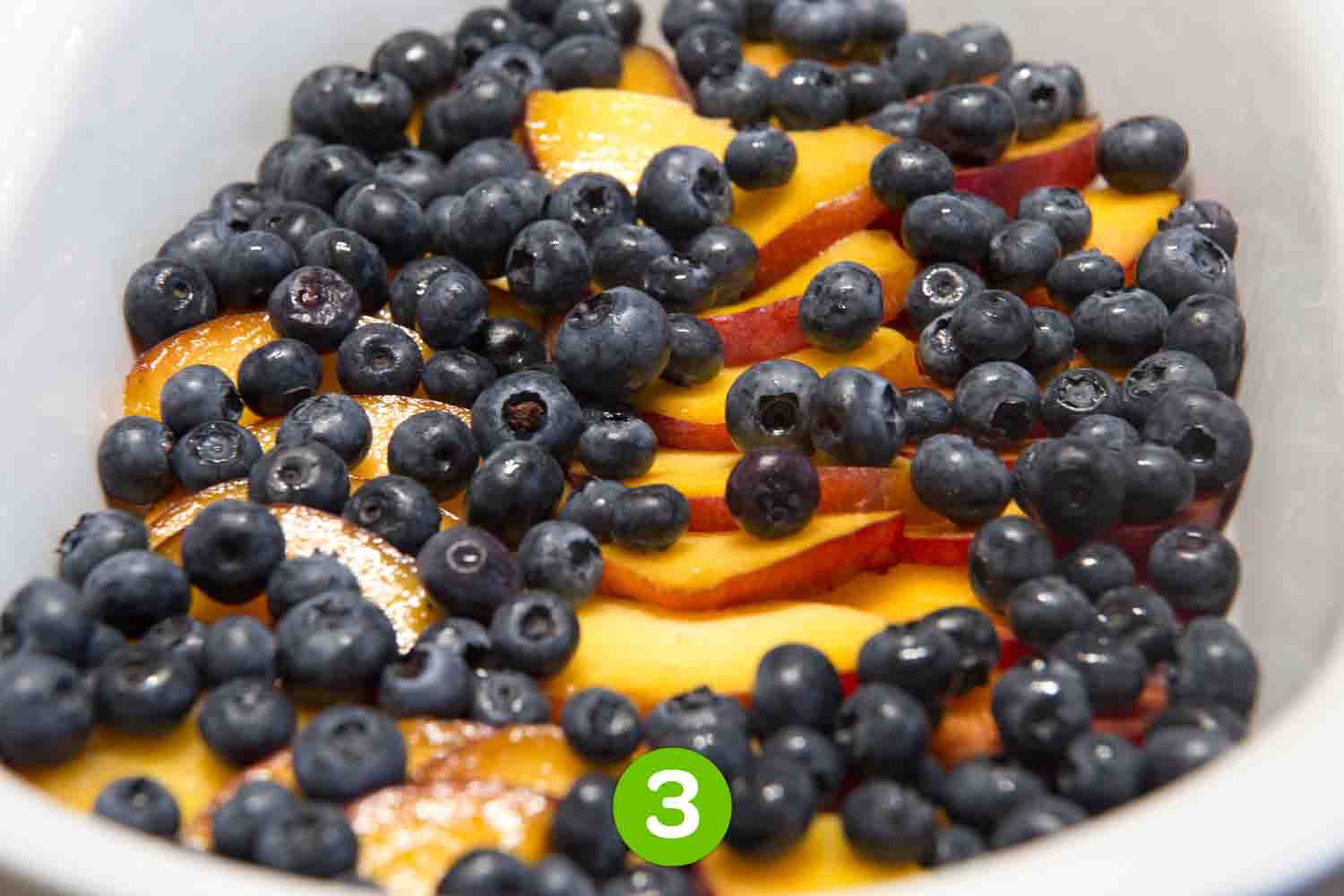 Recette de Gratin de pêches, myrtilles et abricots
