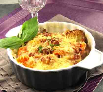 Recette de Gratin aux carottes, pommes de terre et lardons