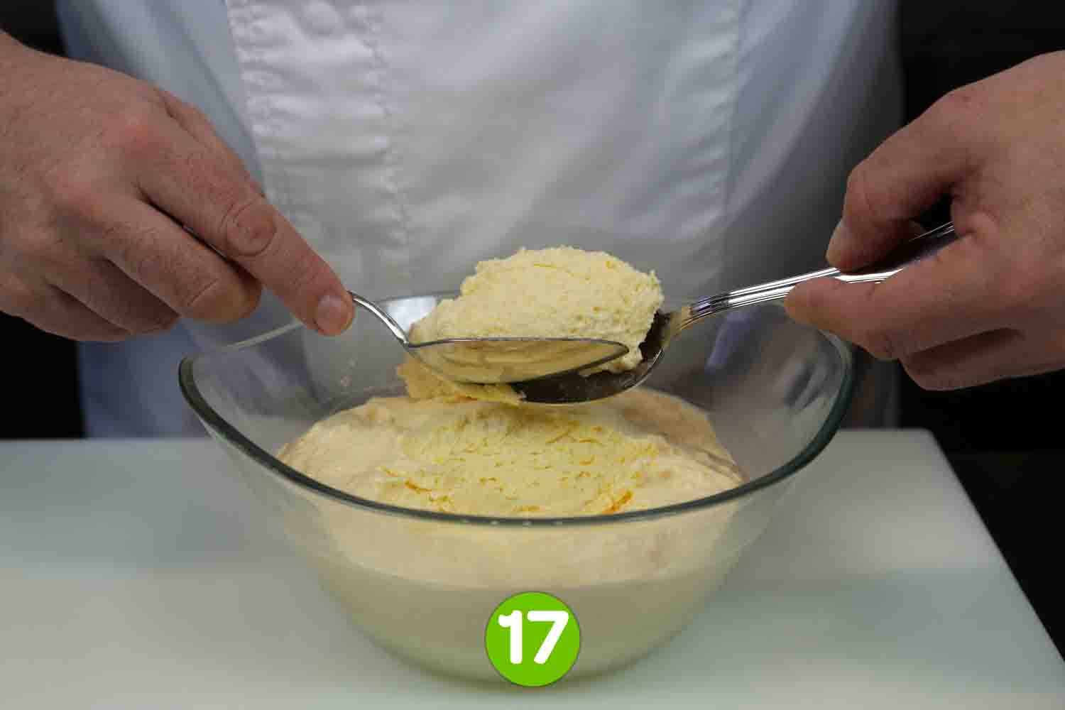 Recette de Mousse de clémentines sur gelée de champagne