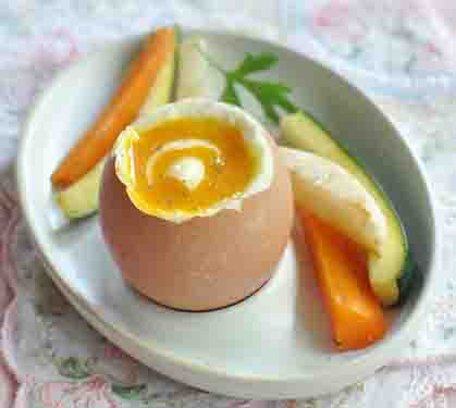 Oeufs A La Coque Et Mouillettes De Legumes Grilles Envie De Bien Manger